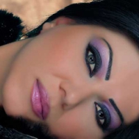 106_1_qatar-make-up-artist-1